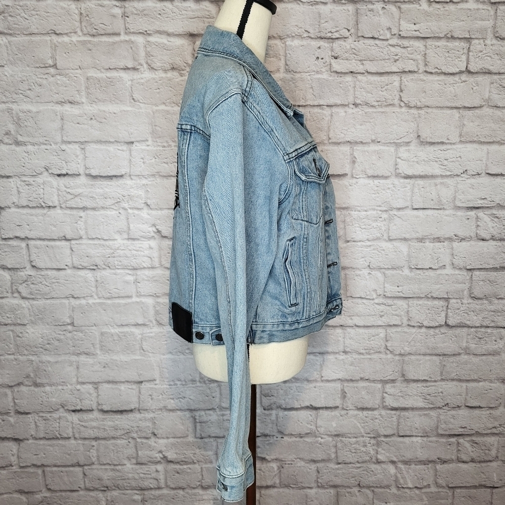 Harley-Davidson Jacket Light Wash Denim  Embroidered Logo Classic Style Size M - Picture 5 of 10